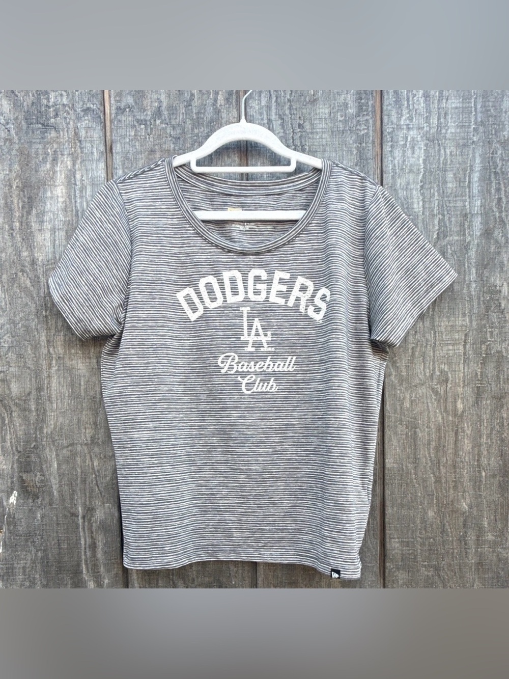 Woman’s New Era CoopersTown Dodgers Gray Striped Tee Dodgers Baseball Club Sz L